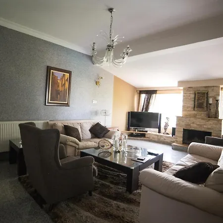 Tatil Evi Chris *